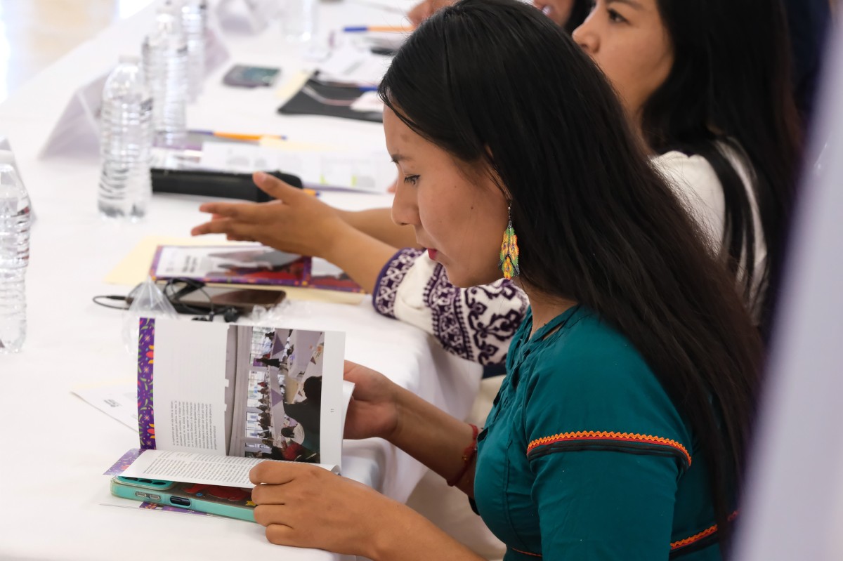 Presentan herramientas con perspectiva intercultural para combatir la violencia política contra mujeres