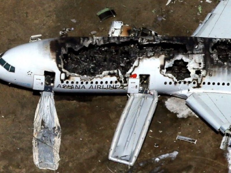 Canadá: Avión de Northwestern Air se estrella cobrando al menos 10 vidas
